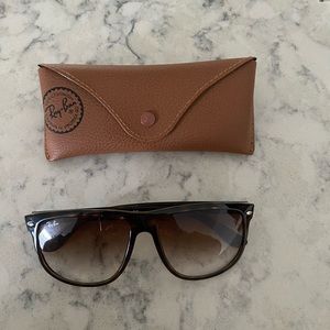 Brand new ray band sunglssss